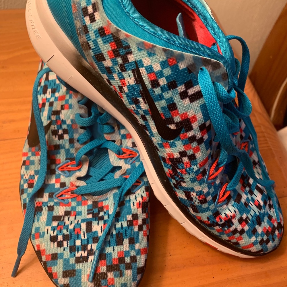 Woman Nike shoes